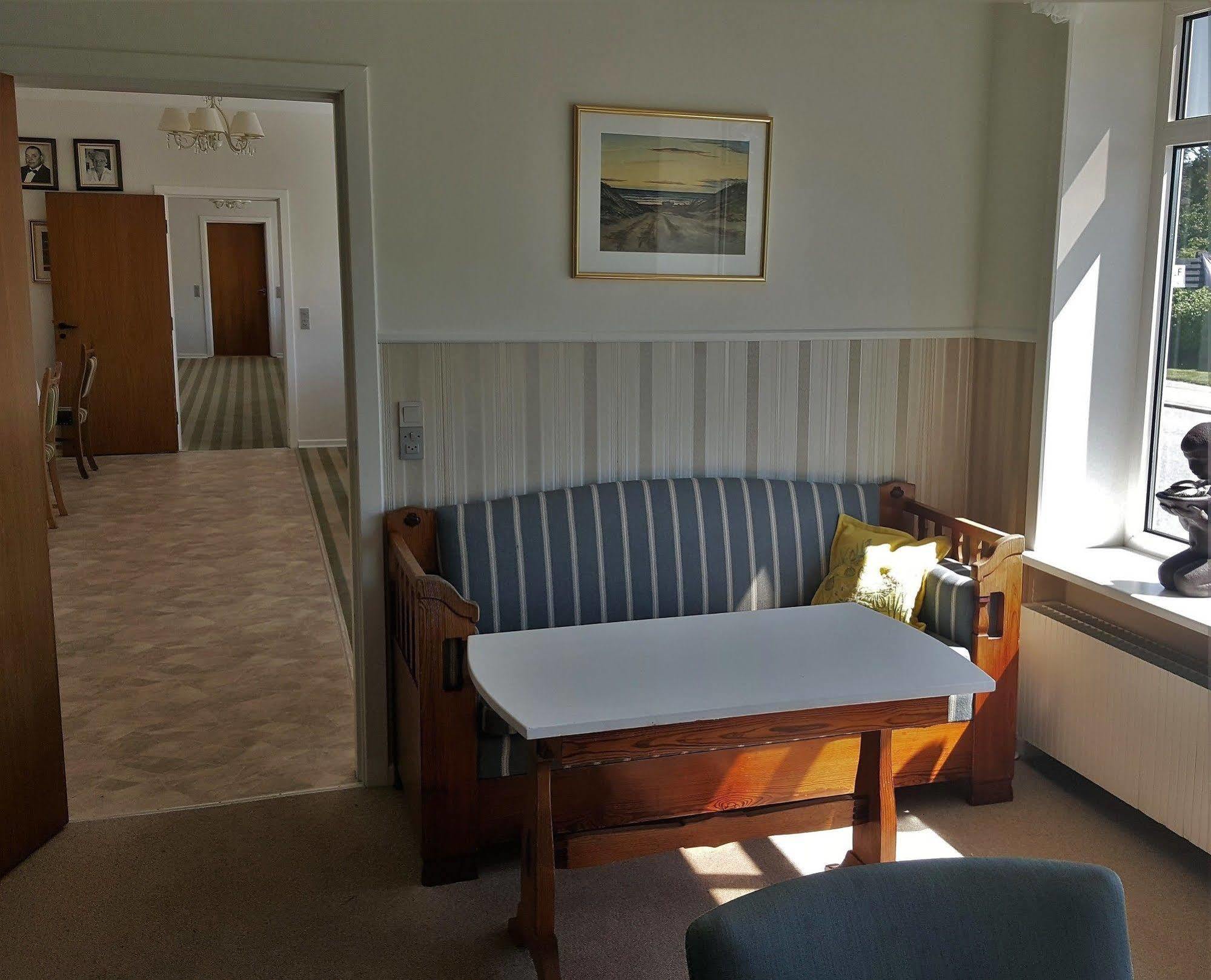 Hotel Strandlyst Badehotel Hirtshals Exterior photo